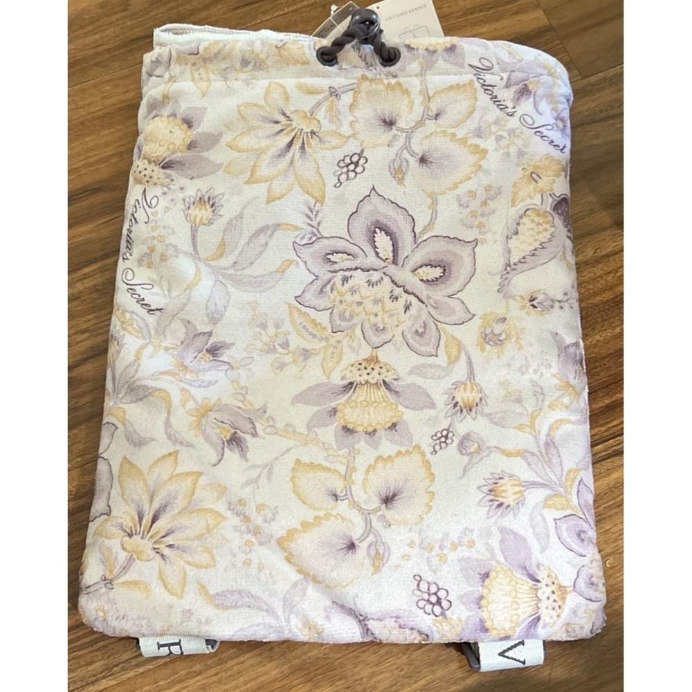New $50 Victoria's Secret Packable Beach Towel Backpack Convertible Style Floral - Picture 6 of 7